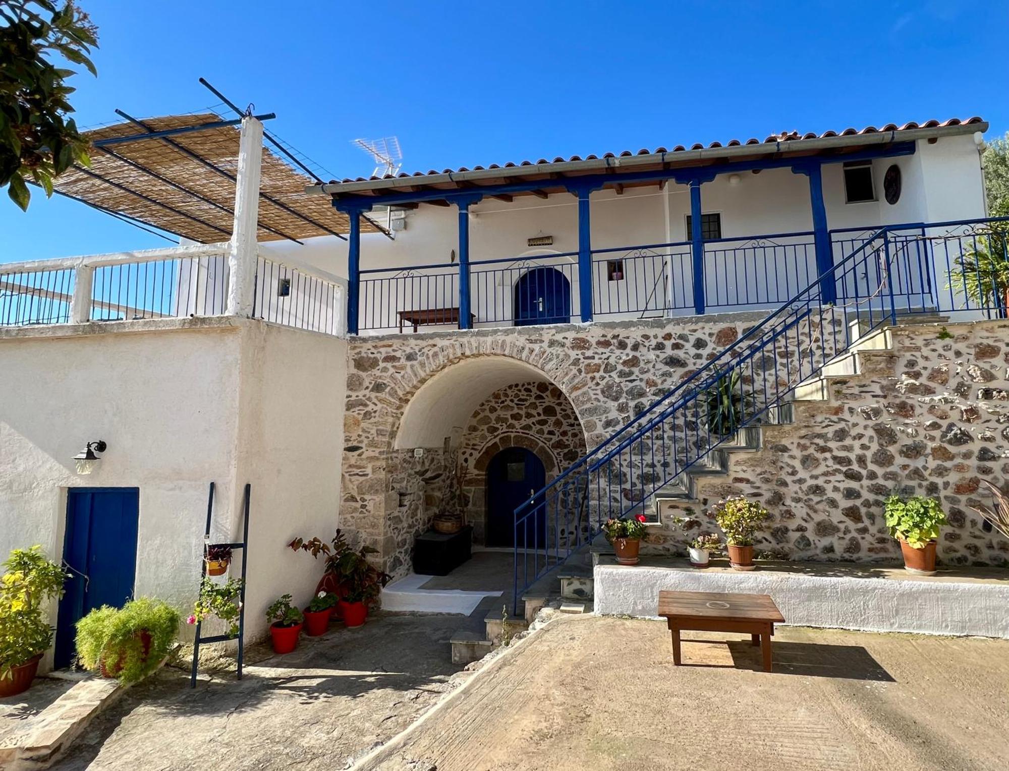 Politeika Traditional House Tirós Exterior foto